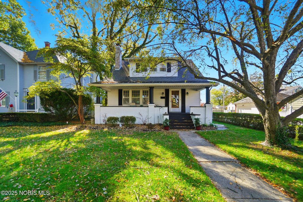 Photo for 123 Glendale Avenue, Findlay, OH 45840 (MLS # 10000454)