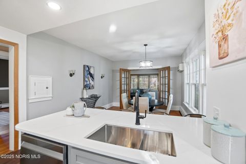 Tiny photo for 123 Glendale Avenue, Findlay, OH 45840 (MLS # 10000454)