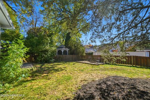 Tiny photo for 123 Glendale Avenue, Findlay, OH 45840 (MLS # 10000454)