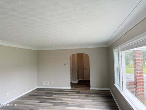 Tiny photo for 2653 Luverne Avenue, Oregon, OH 43616 (MLS # 10011623)