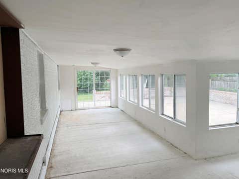 Tiny photo for 2653 Luverne Avenue, Oregon, OH 43616 (MLS # 10011623)