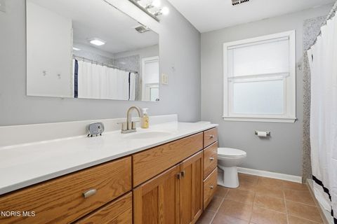 Tiny photo for 1638 Westview Drive, Findlay, OH 45840 (MLS # 10005231)