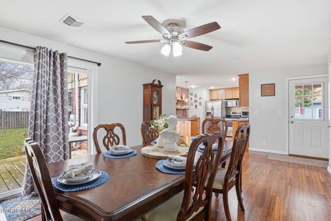 Tiny photo for 1638 Westview Drive, Findlay, OH 45840 (MLS # 10005231)