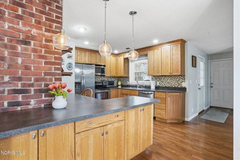 Tiny photo for 1638 Westview Drive, Findlay, OH 45840 (MLS # 10005231)