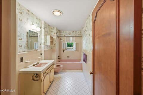 Tiny photo for 4912 W Bancroft Street, Toledo, OH 43615 (MLS # 10011402)