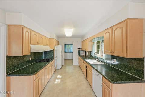 Tiny photo for 4912 W Bancroft Street, Toledo, OH 43615 (MLS # 10011402)