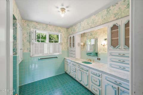 Tiny photo for 4912 W Bancroft Street, Toledo, OH 43615 (MLS # 10011402)