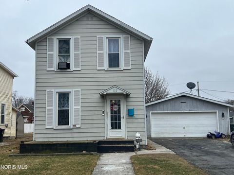 Photo of 132 Coe Street, Tiffin, OH 44883 (MLS # 10004371)