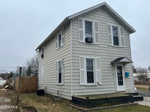 Tiny photo for 132 Coe Street, Tiffin, OH 44883 (MLS # 10004371)