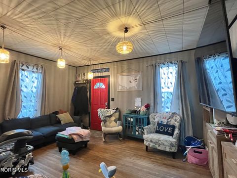 Tiny photo for 132 Coe Street, Tiffin, OH 44883 (MLS # 10004371)