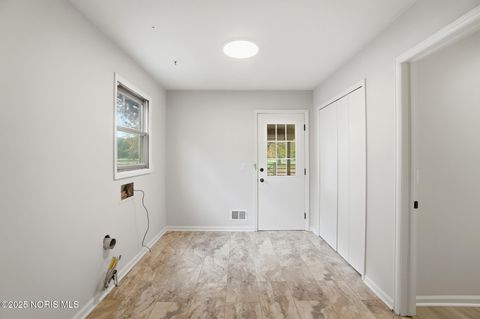 Tiny photo for 4073 Grandview Court, Toledo, OH 43614 (MLS # 10000731)