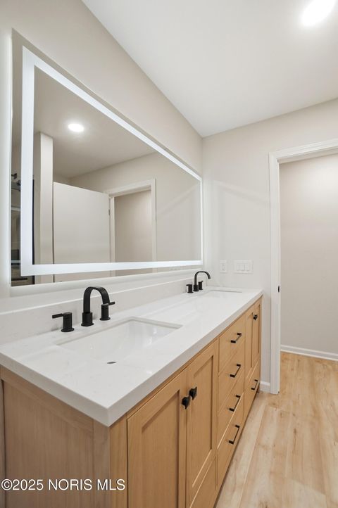 Tiny photo for 4073 Grandview Court, Toledo, OH 43614 (MLS # 10000731)