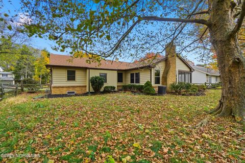 Tiny photo for 4073 Grandview Court, Toledo, OH 43614 (MLS # 10000731)