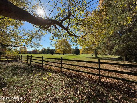 Tiny photo for 4073 Grandview Court, Toledo, OH 43614 (MLS # 10000731)