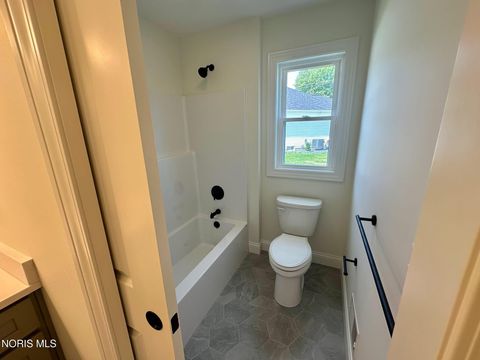 Tiny photo for 550 Southview Court, Gibsonburg, OH 43431 (MLS # 10005606)