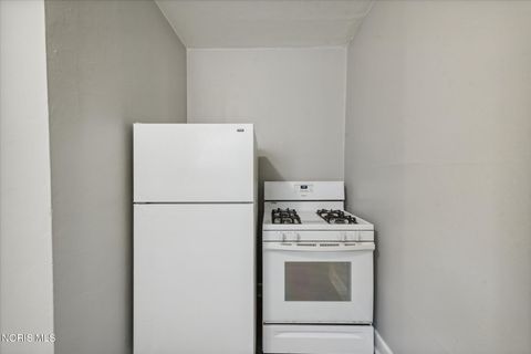 Tiny photo for 2013 Balkan Place, Toledo, OH 43613 (MLS # 10006898)