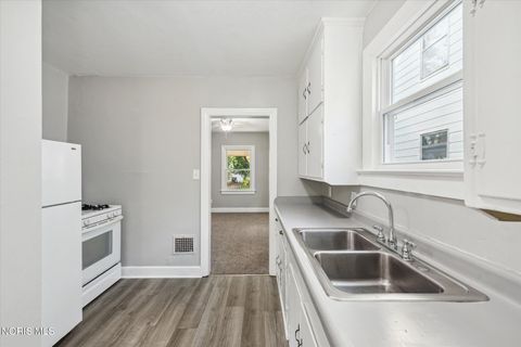 Tiny photo for 2013 Balkan Place, Toledo, OH 43613 (MLS # 10006898)
