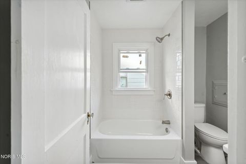 Tiny photo for 2013 Balkan Place, Toledo, OH 43613 (MLS # 10006898)