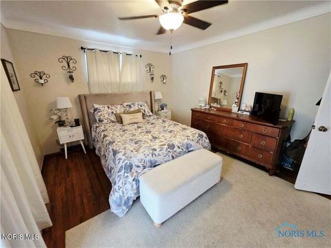 Tiny photo for 1654 Charmaine Drive, Toledo, OH 43614 (MLS # 10005177)