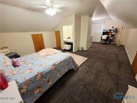 Tiny photo for 1654 Charmaine Drive, Toledo, OH 43614 (MLS # 10005177)