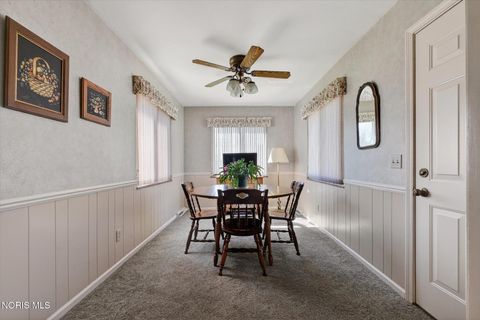 Tiny photo for 640 Northfield Drive, Maumee, OH 43537 (MLS # 10005985)