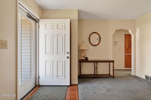 Tiny photo for 640 Northfield Drive, Maumee, OH 43537 (MLS # 10005985)