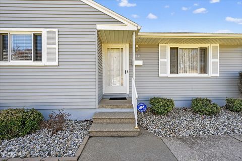 Tiny photo for 640 Northfield Drive, Maumee, OH 43537 (MLS # 10005985)