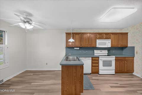 Tiny photo for 2363 Mckivett Drive, Toledo, OH 43615 (MLS # 10012040)