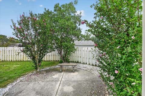 Tiny photo for 2363 Mckivett Drive, Toledo, OH 43615 (MLS # 10012040)
