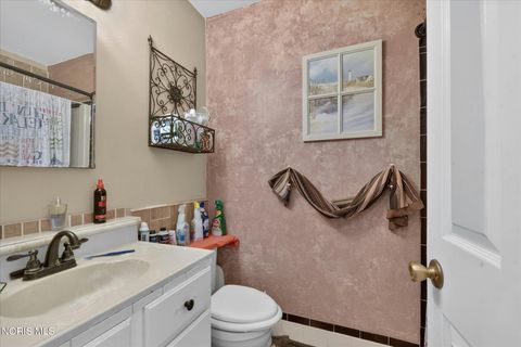 Tiny photo for 3645 Woodmont Road, Toledo, OH 43613 (MLS # 10010967)