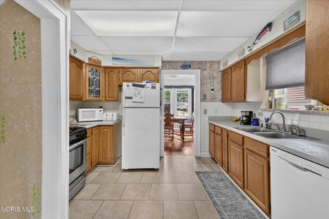 Tiny photo for 3645 Woodmont Road, Toledo, OH 43613 (MLS # 10010967)
