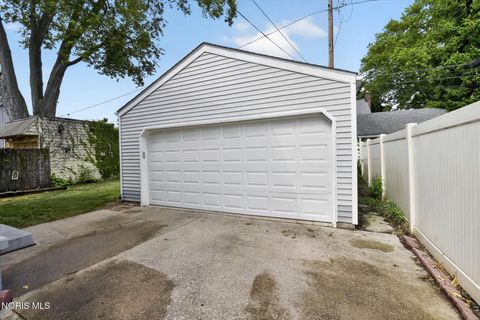 Tiny photo for 3645 Woodmont Road, Toledo, OH 43613 (MLS # 10010967)