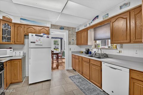 Tiny photo for 3645 Woodmont Road, Toledo, OH 43613 (MLS # 10010967)