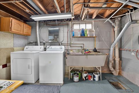 Tiny photo for 3645 Woodmont Road, Toledo, OH 43613 (MLS # 10010967)