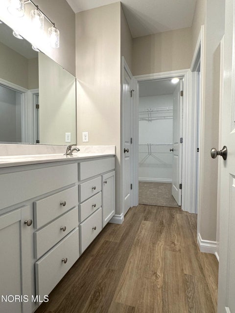 Tiny photo for 1004 Pine Ridge Drive, Perrysburg, OH 43551 (MLS # 10013656)