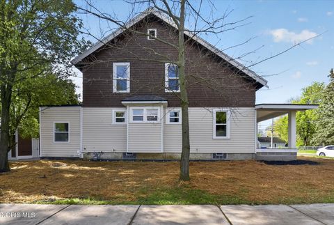 Tiny photo for 1441 Maumee Street, Holland, OH 43528 (MLS # 10007145)