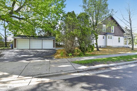 Tiny photo for 1441 Maumee Street, Holland, OH 43528 (MLS # 10007145)