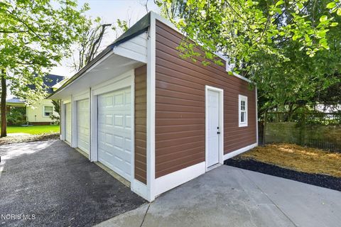 Tiny photo for 1441 Maumee Street, Holland, OH 43528 (MLS # 10007145)