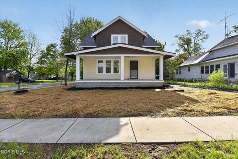 Tiny photo for 1441 Maumee Street, Holland, OH 43528 (MLS # 10007145)