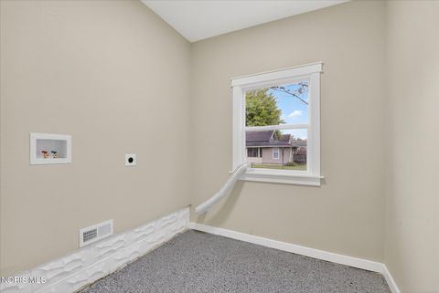 Tiny photo for 1441 Maumee Street, Holland, OH 43528 (MLS # 10007145)