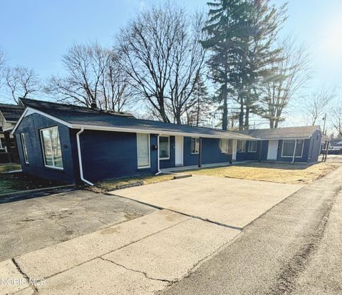 Photo of 616 Louisiana Avenue, Perrysburg, OH 43551 (MLS # 10006292)