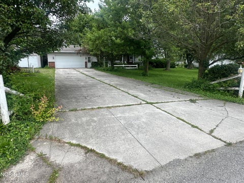 Tiny photo for 11071 W Township Road 112, Fostoria, OH 44830 (MLS # 10010475)
