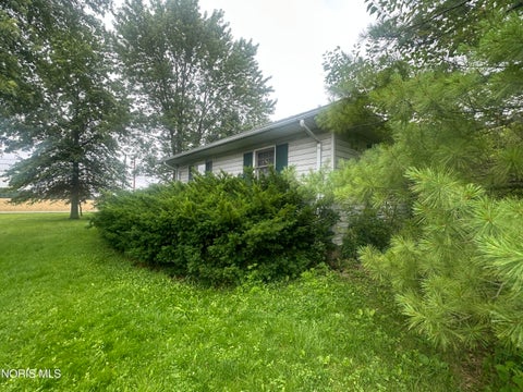 Tiny photo for 11071 W Township Road 112, Fostoria, OH 44830 (MLS # 10010475)