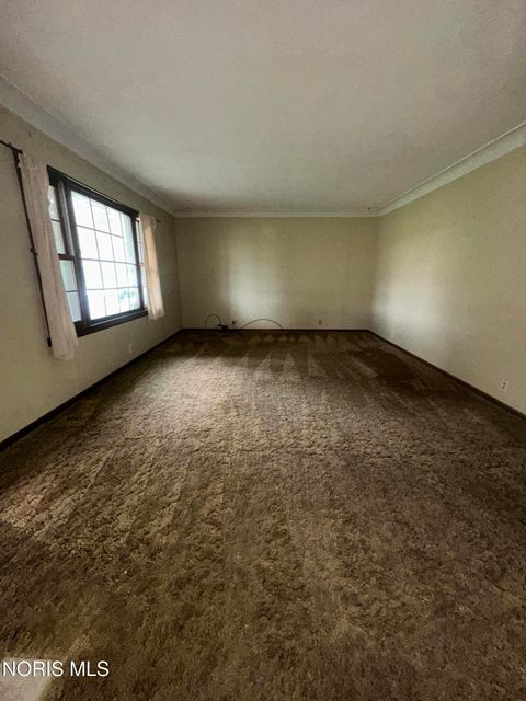 Tiny photo for 11071 W Township Road 112, Fostoria, OH 44830 (MLS # 10010475)
