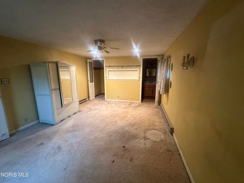 Tiny photo for 11071 W Township Road 112, Fostoria, OH 44830 (MLS # 10010475)