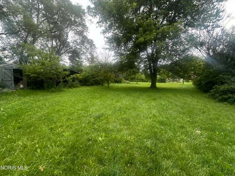 Tiny photo for 11071 W Township Road 112, Fostoria, OH 44830 (MLS # 10010475)