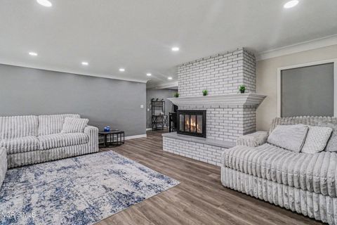 Tiny photo for 2120 Mathews Road, Northwood, OH 43619 (MLS # 10008135)