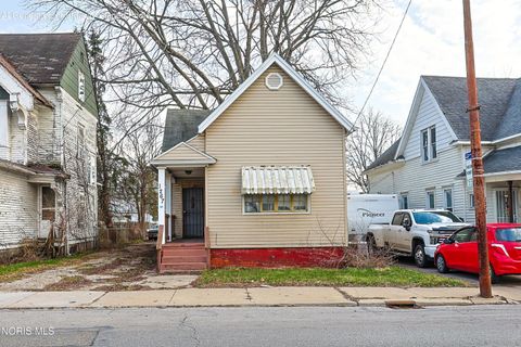 Tiny photo for 1267 Nebraska Avenue, Toledo, OH 43607 (MLS # 10005725)