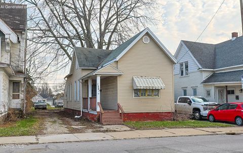 Photo of 1267 Nebraska Avenue, Toledo, OH 43607 (MLS # 10005725)