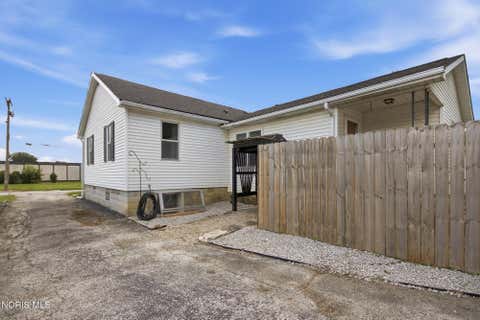 Tiny photo for 941 N Summit Street, Bowling Green, OH 43402 (MLS # 10010090)